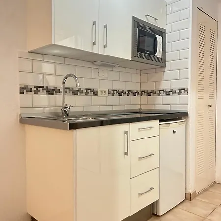 Апартаменты In Castle Harbour, Cristianos C003 Лос Кристианос