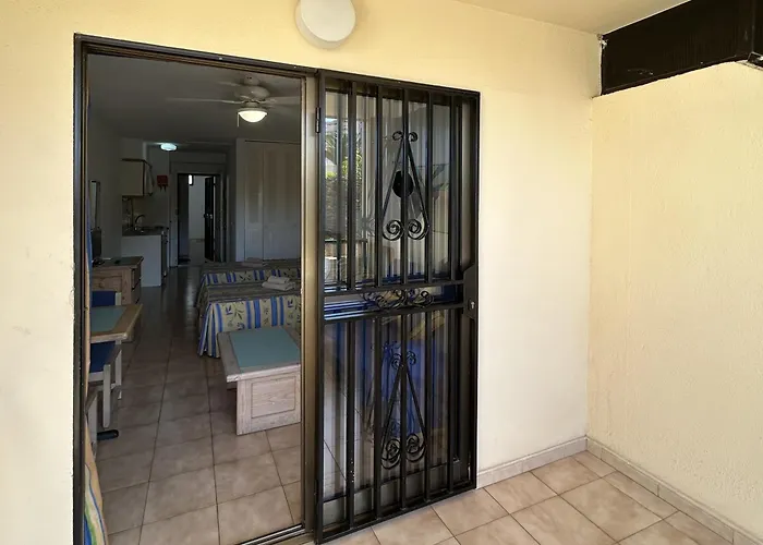 In Castle Harbour, Cristianos C003 아파트 *