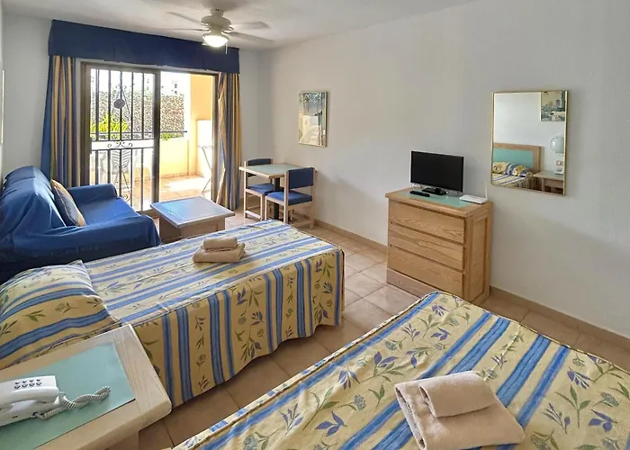 In Castle Harbour, Cristianos C003 * 로스크리스티아노스